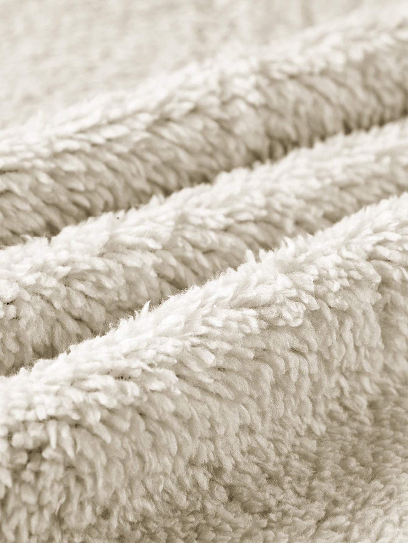 Teddy gefütterter Kapuzenpullover mit Reißverschlusstasche