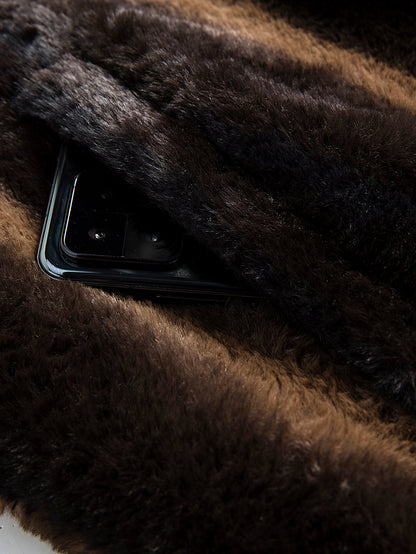 Kapuzenjacke mit Tiermuster aus Kunstfell