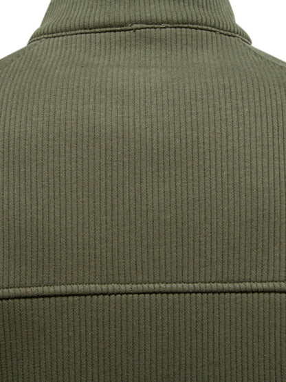 Gestreiftes Sweatshirt mit Raglanärmeln und Viertel-Reißverschluss