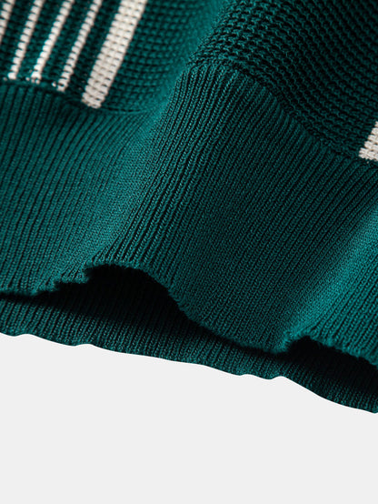 Gestreiftes Strick-Poloshirt mit Reißverschluss und gerade geschnittene Ripp-Hose