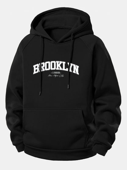 Brooklyn Print Hoodie mit Kordelzug