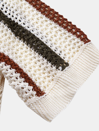 Gestreiftes Poloshirt mit Häkel-V-Ausschnitt und gerade geschnittene Leinenhose