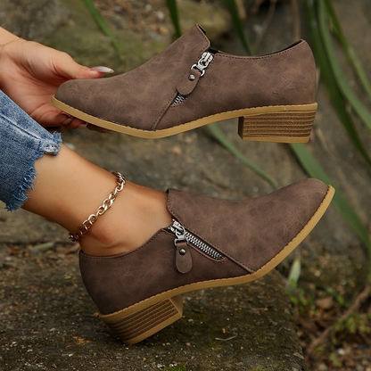 Loly - Orthopädische Stiefel mit seitlichem Reißverschluss