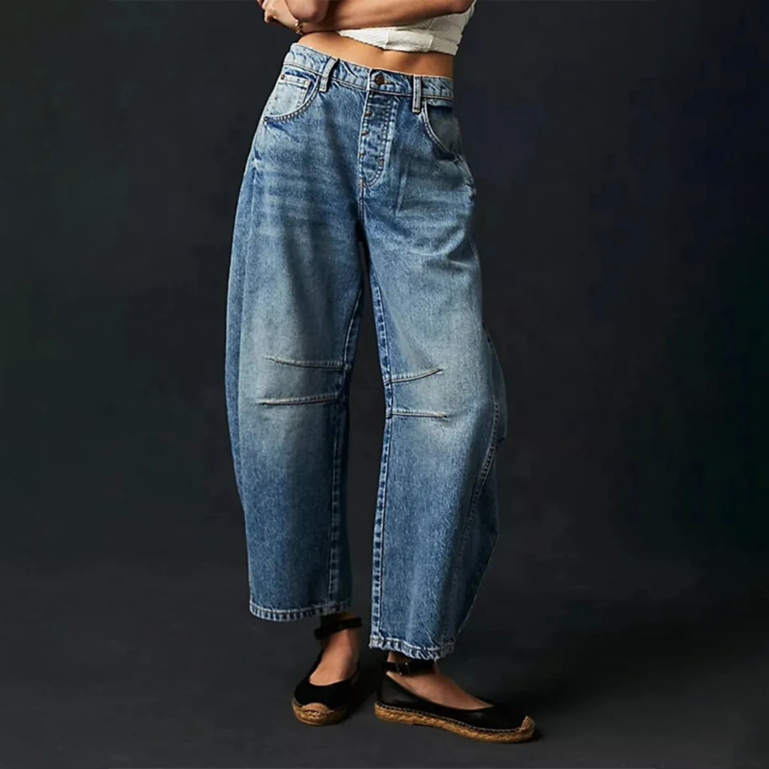 LISA I JEANS MIT WEITEM BEIN