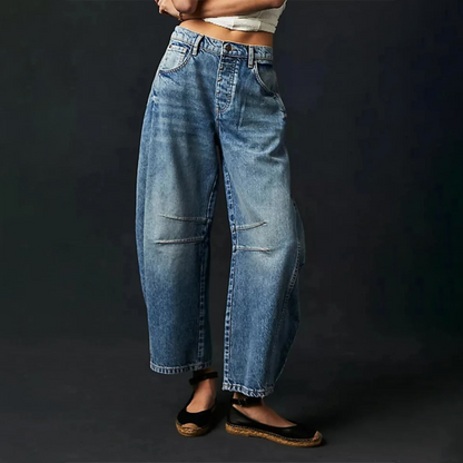 LISA I JEANS MIT WEITEM BEIN