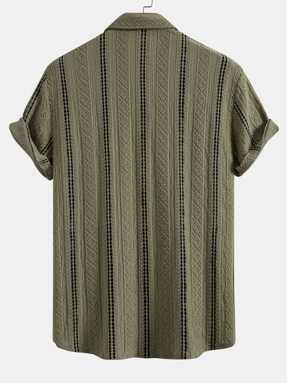 Gestreiftes Jacquard-Hemd mit Knöpfen und gerade geschnittene Leinenhose