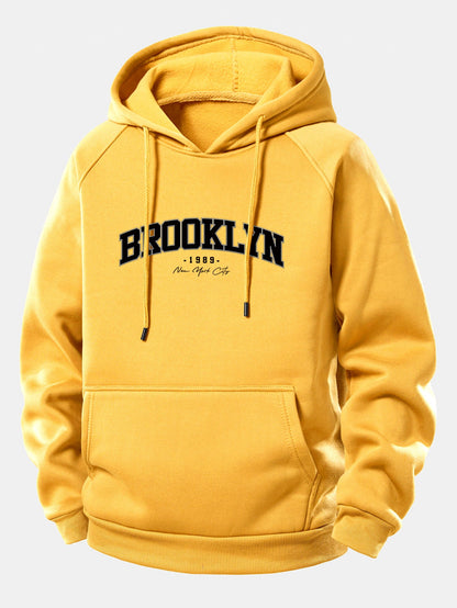 Brooklyn Print Hoodie mit Kordelzug