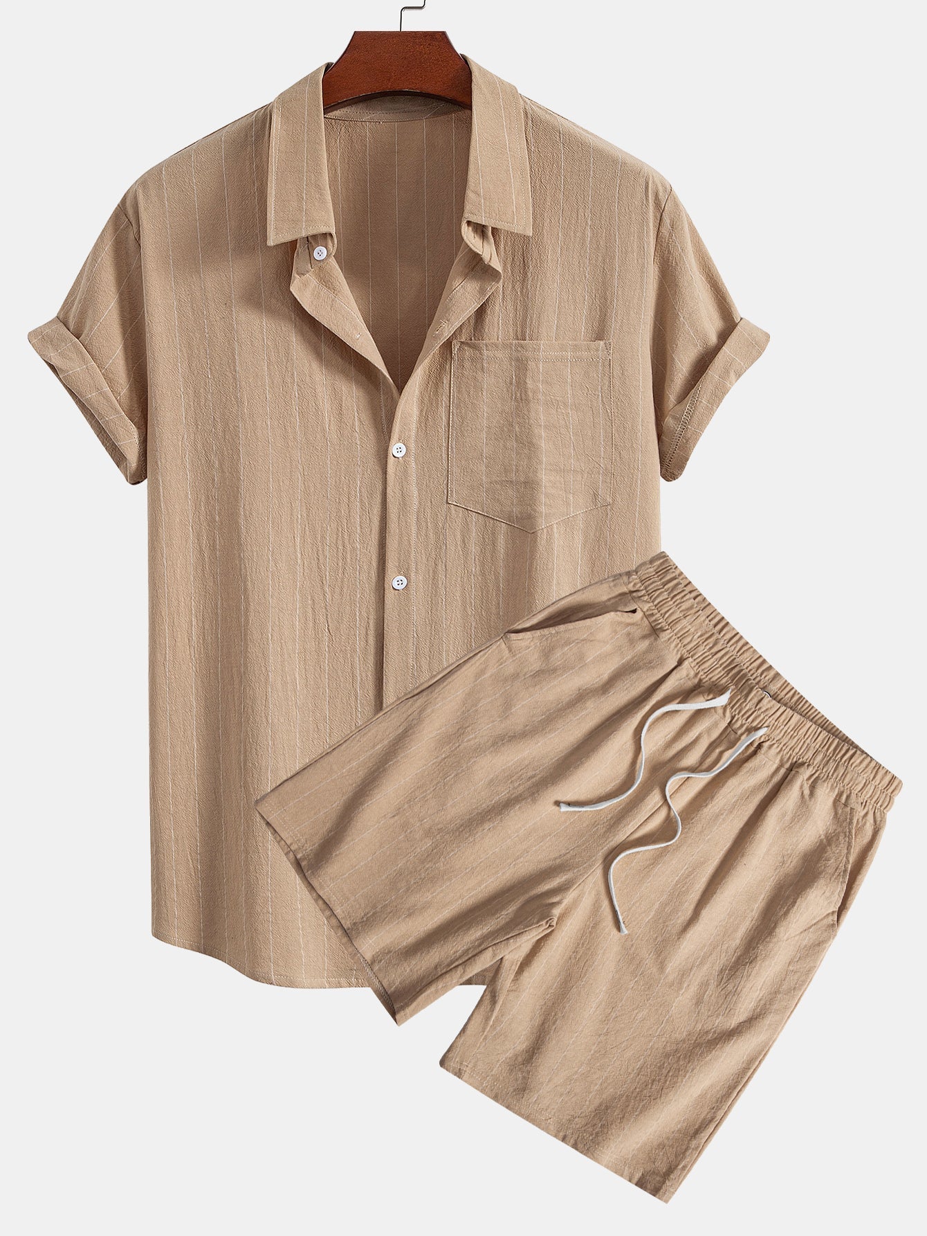 Gestreiftes Hemd in Leinenoptik mit Knöpfen und Shorts mit Kordelzug