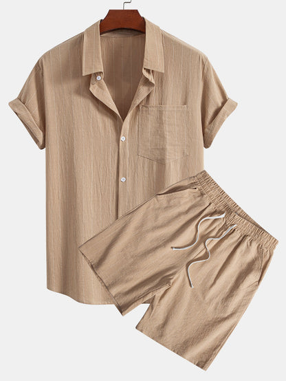 Gestreiftes Hemd in Leinenoptik mit Knöpfen und Shorts mit Kordelzug