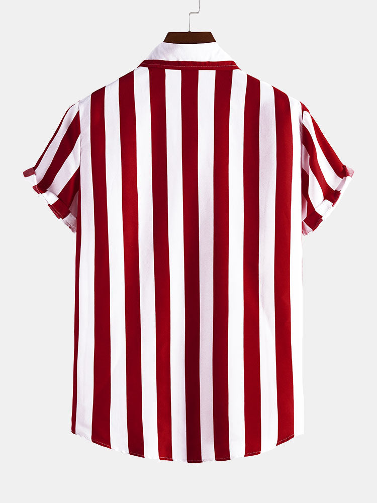 Gestreifte Stehkragenhemden in breiter Ausführung