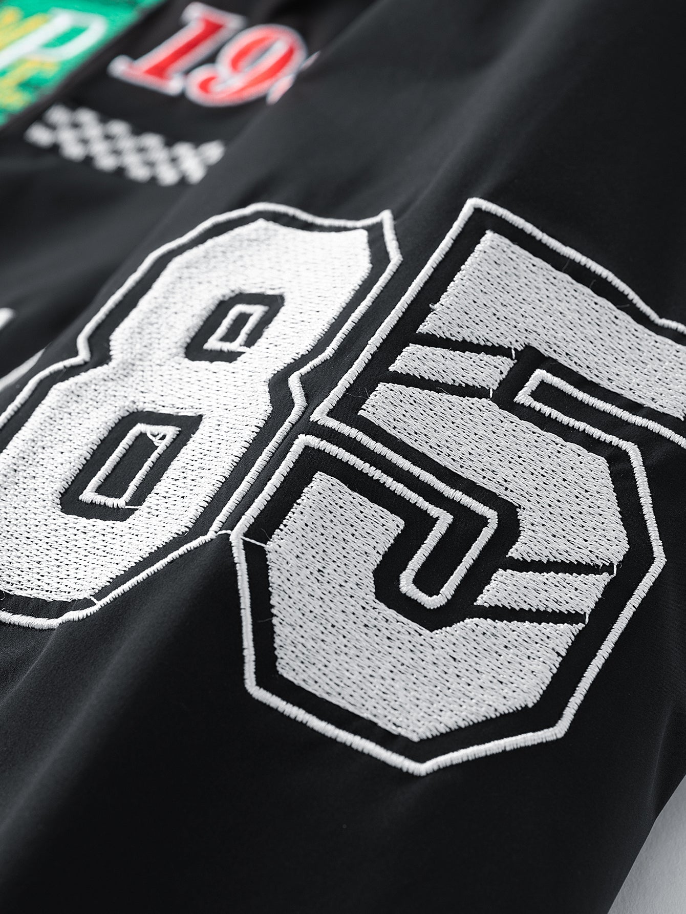 Bestickte Rennjacke mit lockerem Sitz