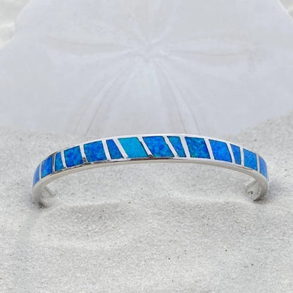 Blaue Opal- und Silberarmband