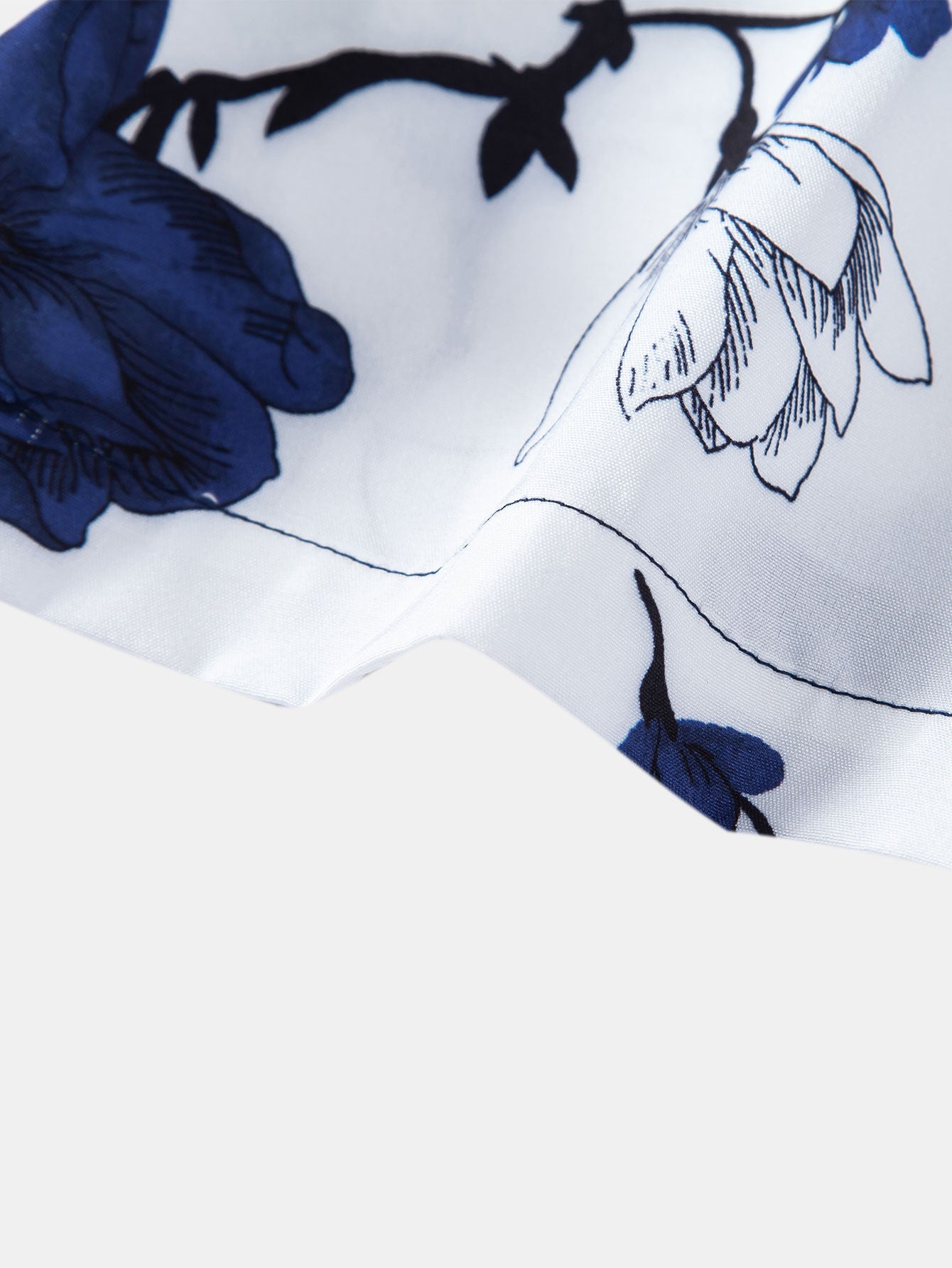 Blumenmuster-Patchwork-Hemd mit Knopfdetails