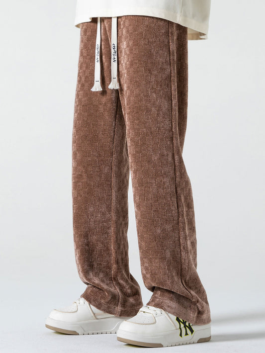 Gestreifte gerade Hose mit kariertem Design