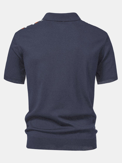 Gestreiftes Strick-Poloshirt mit Reißverschluss und gerade geschnittene Ripp-Hose