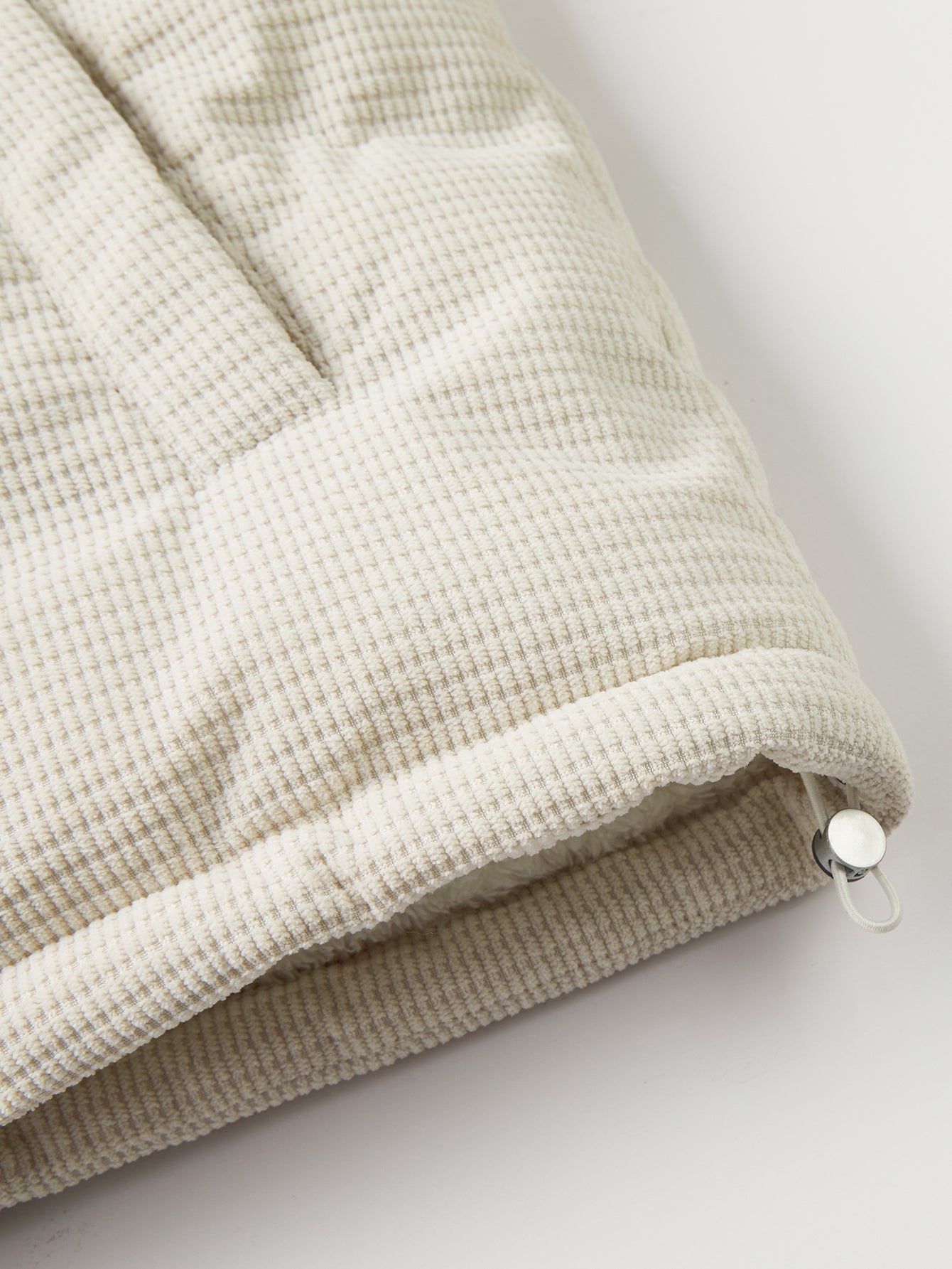 Teddygefütterter Corduroy Steppmantel mit Kapuze