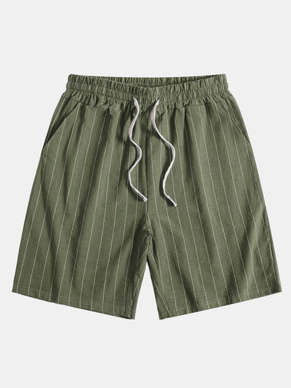 Gestreiftes Hemd in Leinenoptik mit Knöpfen und Shorts mit Kordelzug