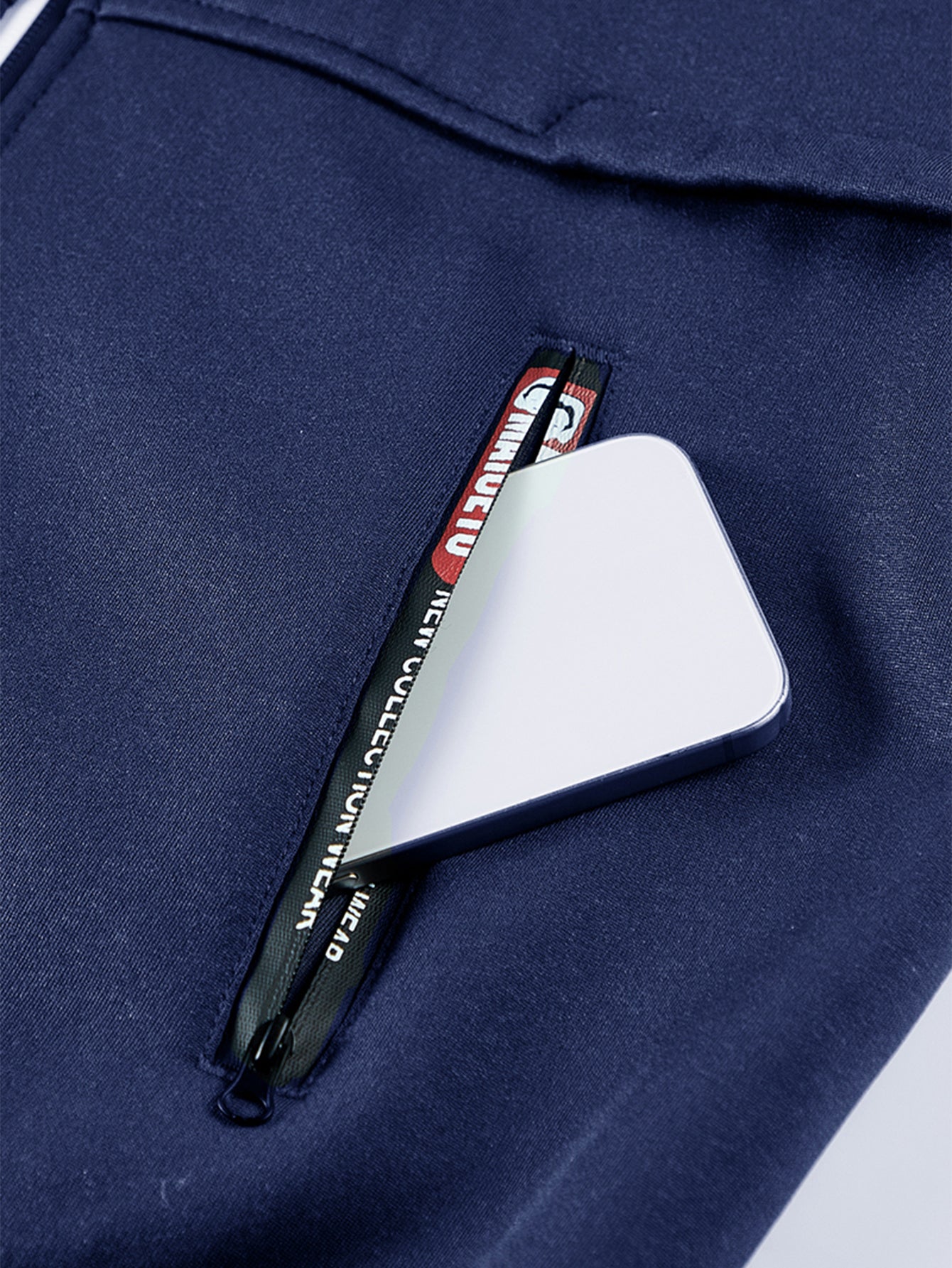 Teddy gefütterter Kapuzenpullover mit Reißverschlusstasche