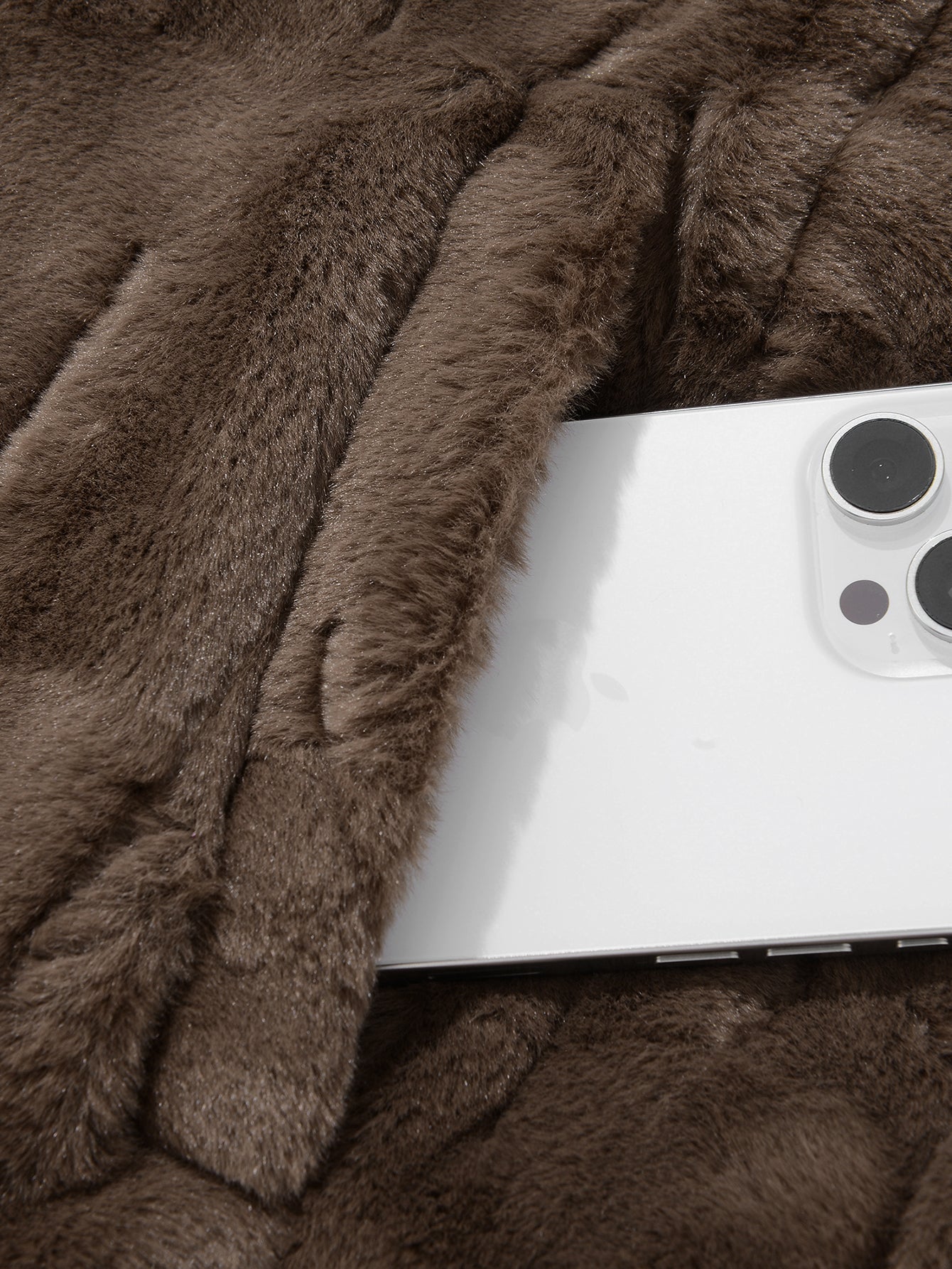 Reverskragen-Jacke aus Kunstpelz