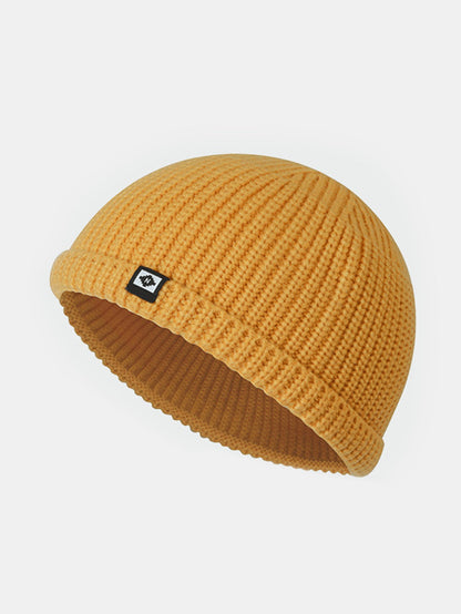 Gemütliche Unisex-Winterstrickmütze in verschiedenen Farben