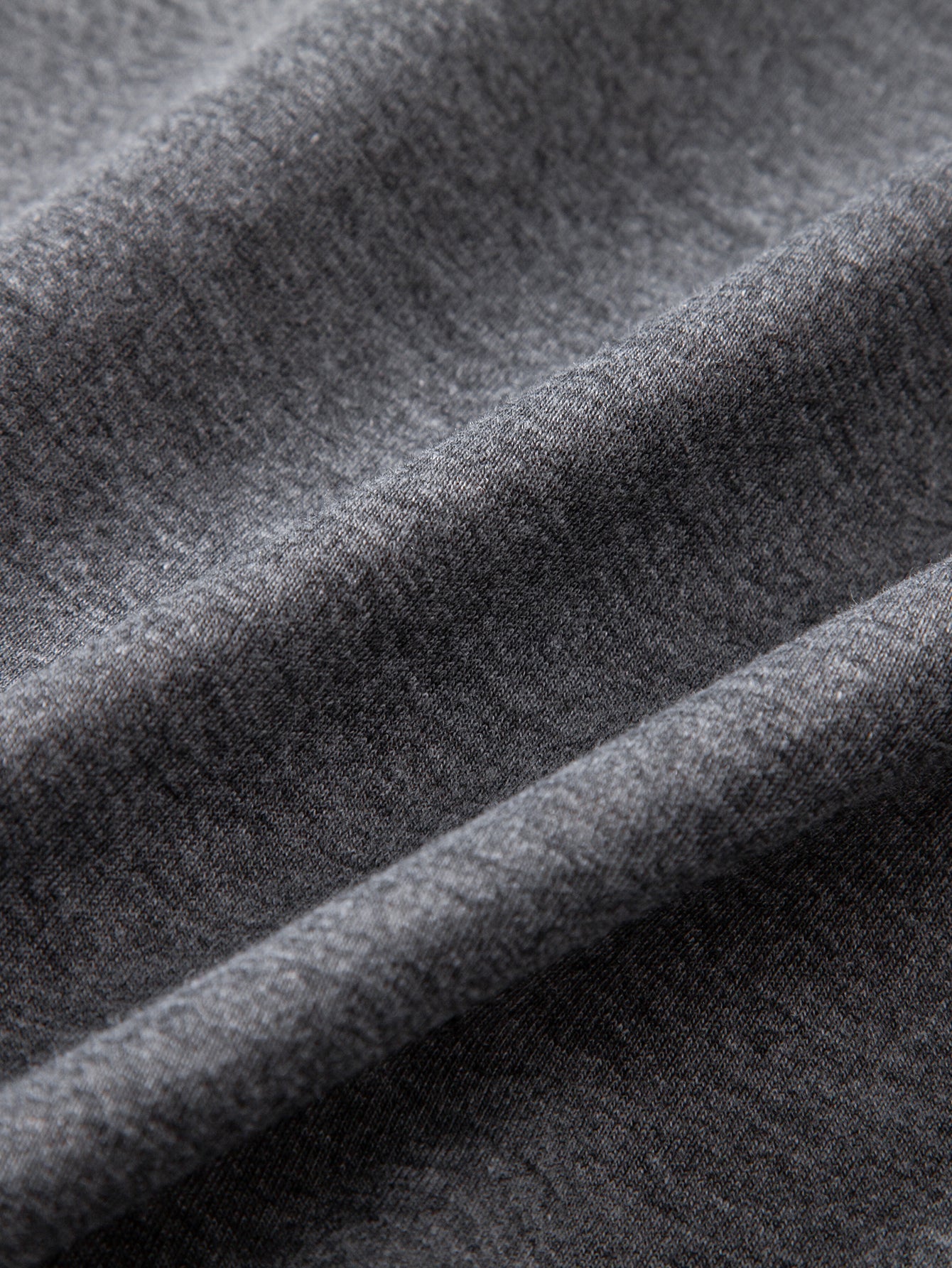 "Teddy Fleece Gefüttertes Sweatshirt" could be rewritten as "Gemütliches Teddy-Fleece Sweatshirt mit Futter".