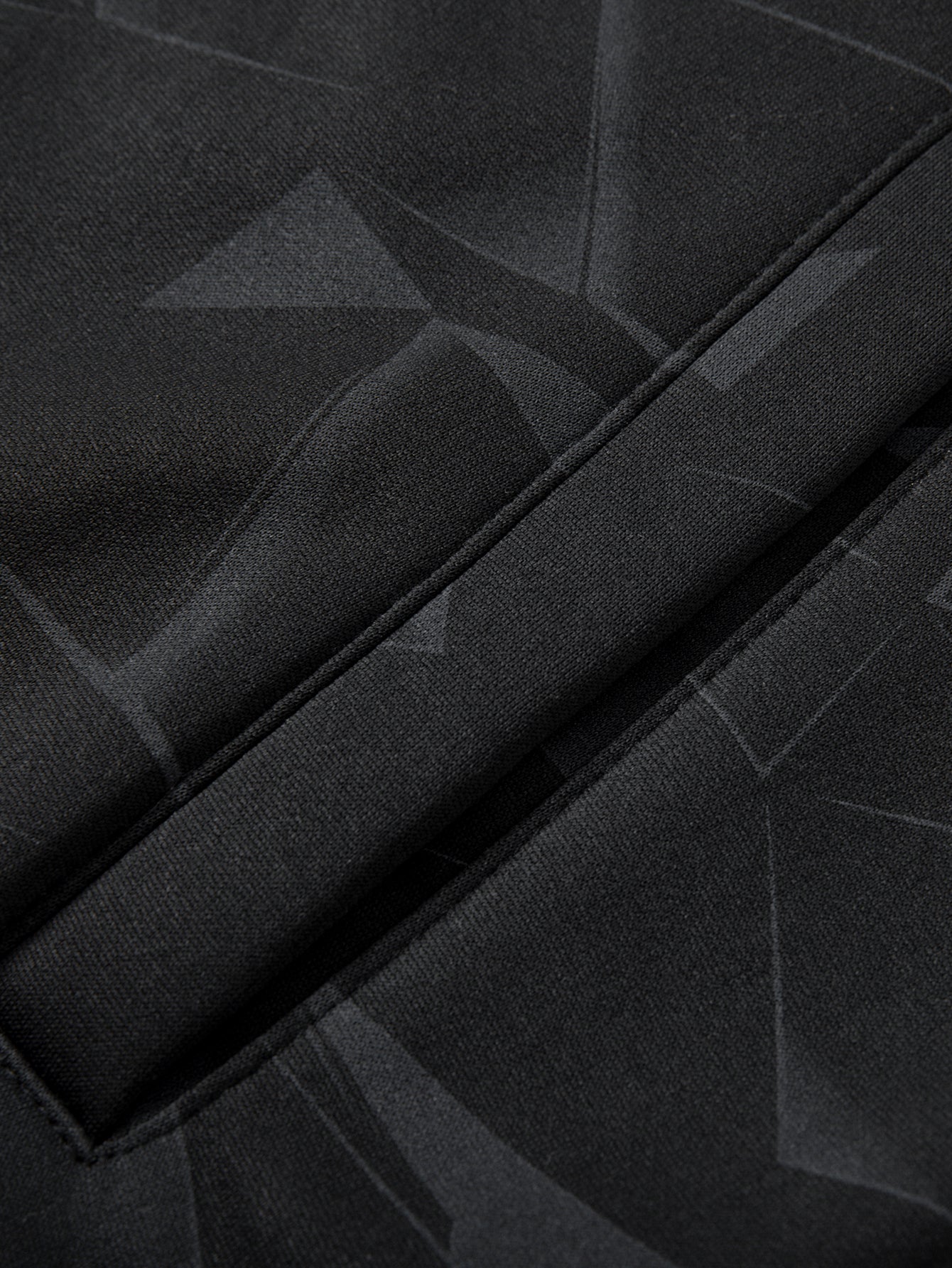 Geometrisch gemusterte Teddy-Fleece Baseballjacke