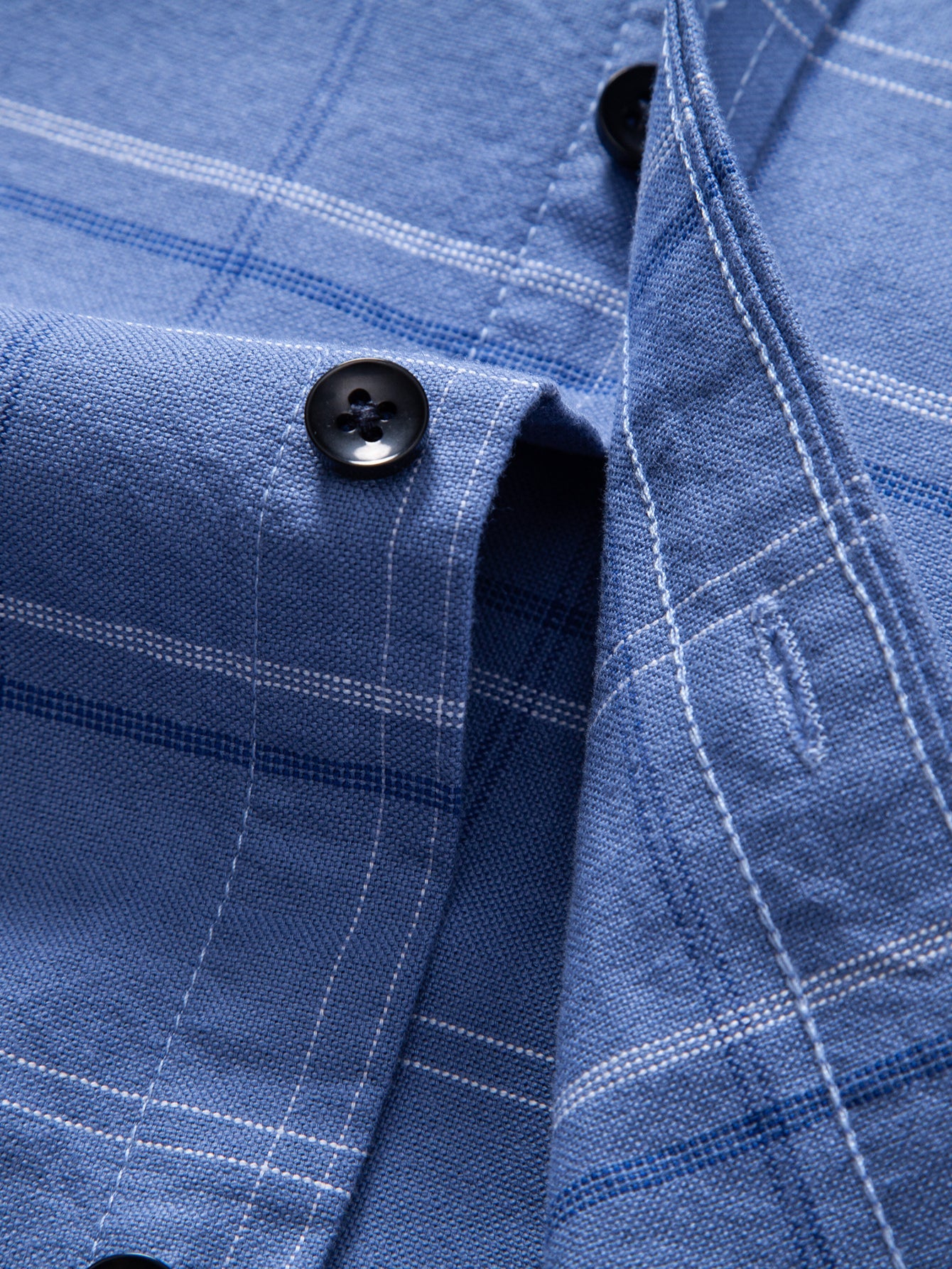 Karierter Baumwoll-Cowboy-Hemd mit Knopfdetails und Stickerei