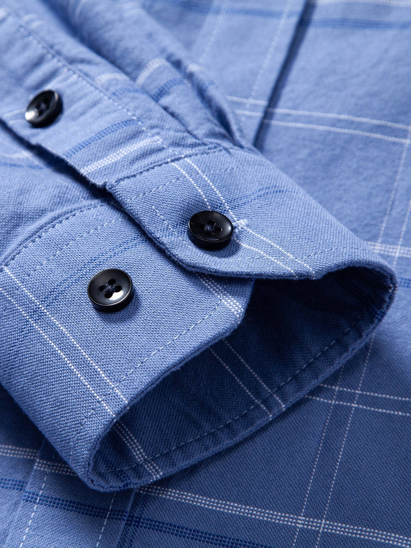 Karierter Baumwoll-Cowboy-Hemd mit Knopfdetails und Stickerei