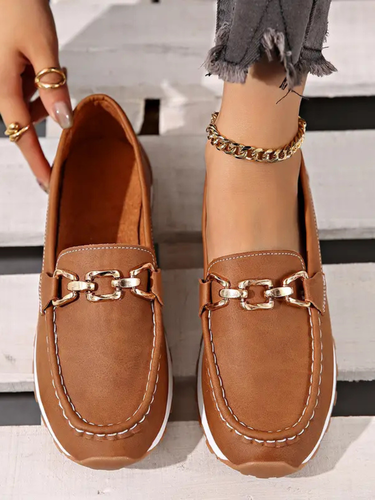ISLA KETTENDETAIL LOAFERS