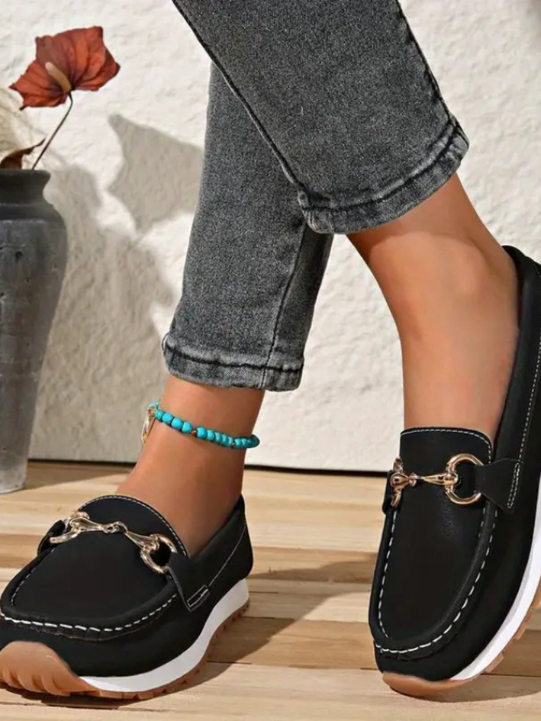 ISLA KETTENDETAIL LOAFERS