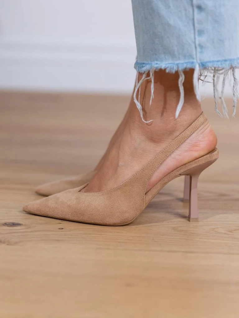 ISABELLE SPITZ-TOE SLINGBACK-ABSÄTZE