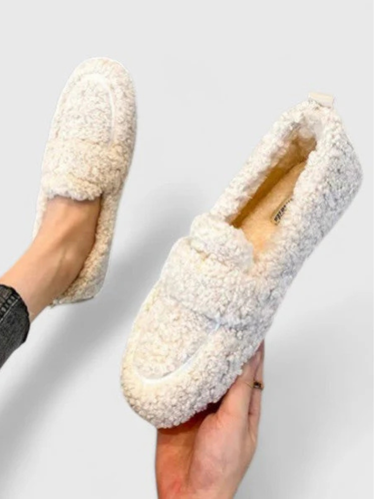SOLENNE GEMÜTLICHE LOAFERS