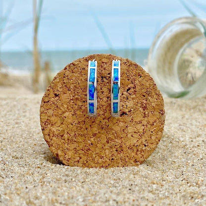 Luxuriöse, vom Ozean inspirierte Creolen aus Silber und Opal