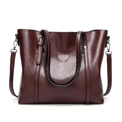 Clara - Elegante Leder-Schultertasche