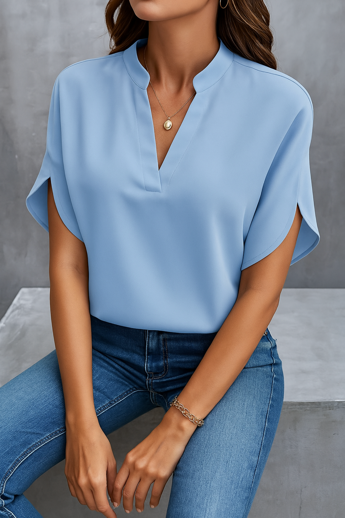 HERMELINDE I STILVOLLE SOMMERBLUSE