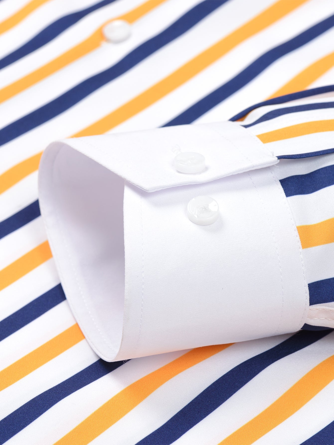 Gestreiftes Langarmhemd mit Knöpfen in Winchester-Design