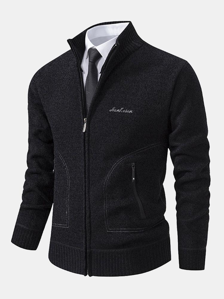 Pullover mit praktischer Reißverschlusstasche