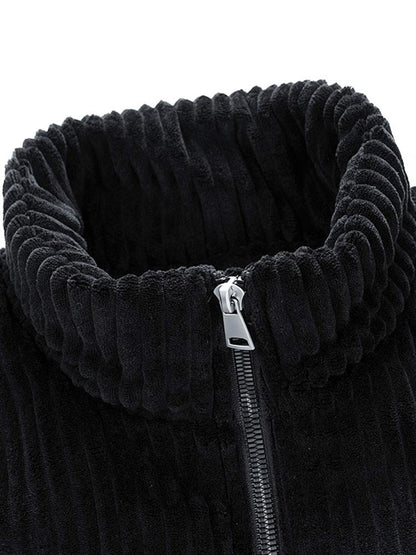 Gefütterter Corduroy-Mantel mit Polsterung