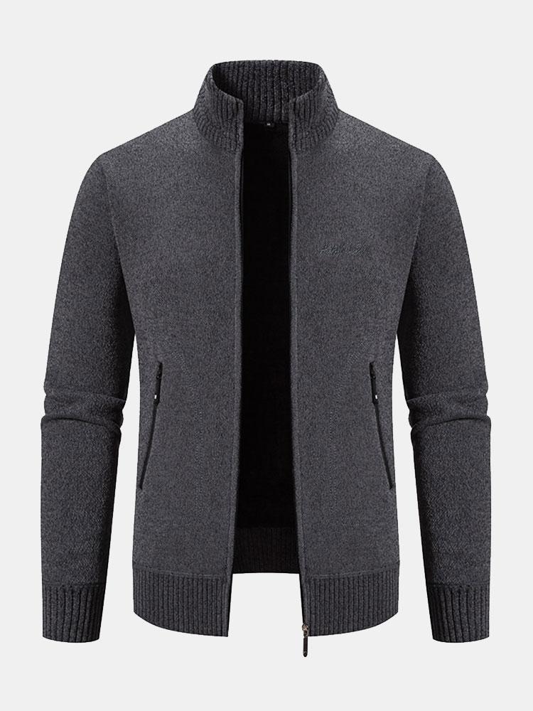 Pullover mit praktischer Reißverschlusstasche