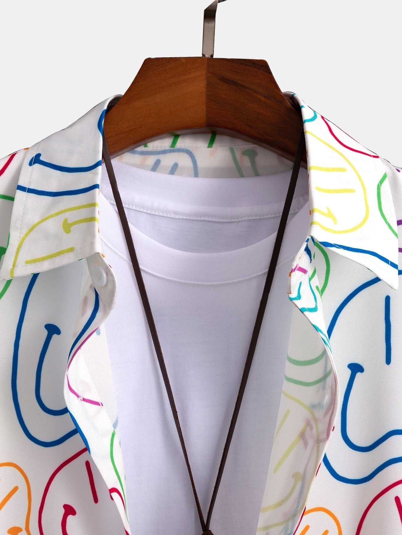 Farbenfrohes Smiley-Muster Hemd mit Knopfleiste